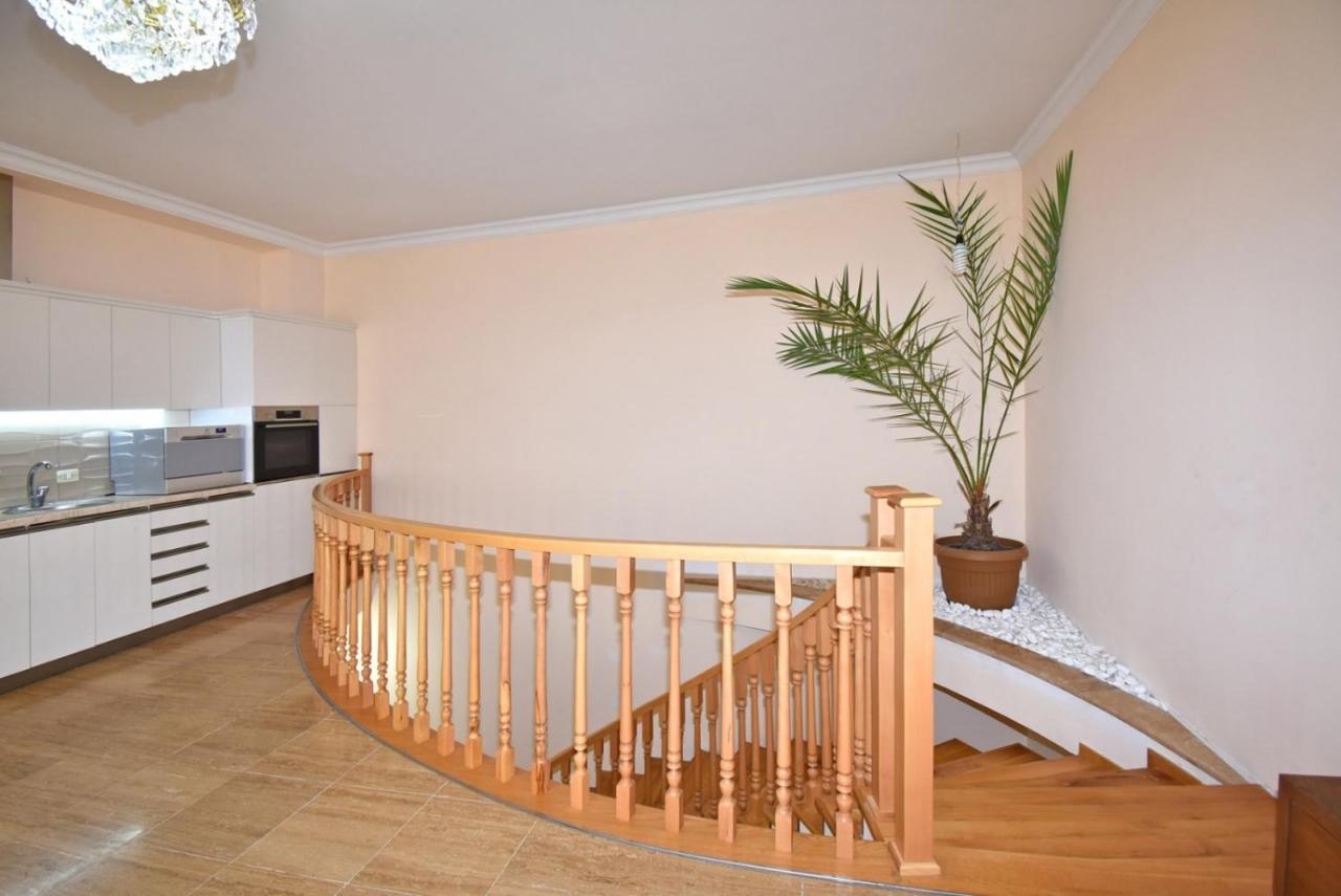 Homestay At City Center Erywań Zewnętrze zdjęcie