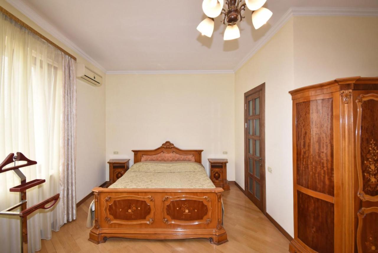 Homestay At City Center Erywań Zewnętrze zdjęcie