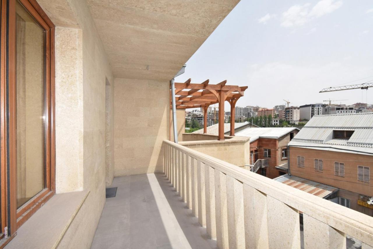 Homestay At City Center Erywań Zewnętrze zdjęcie
