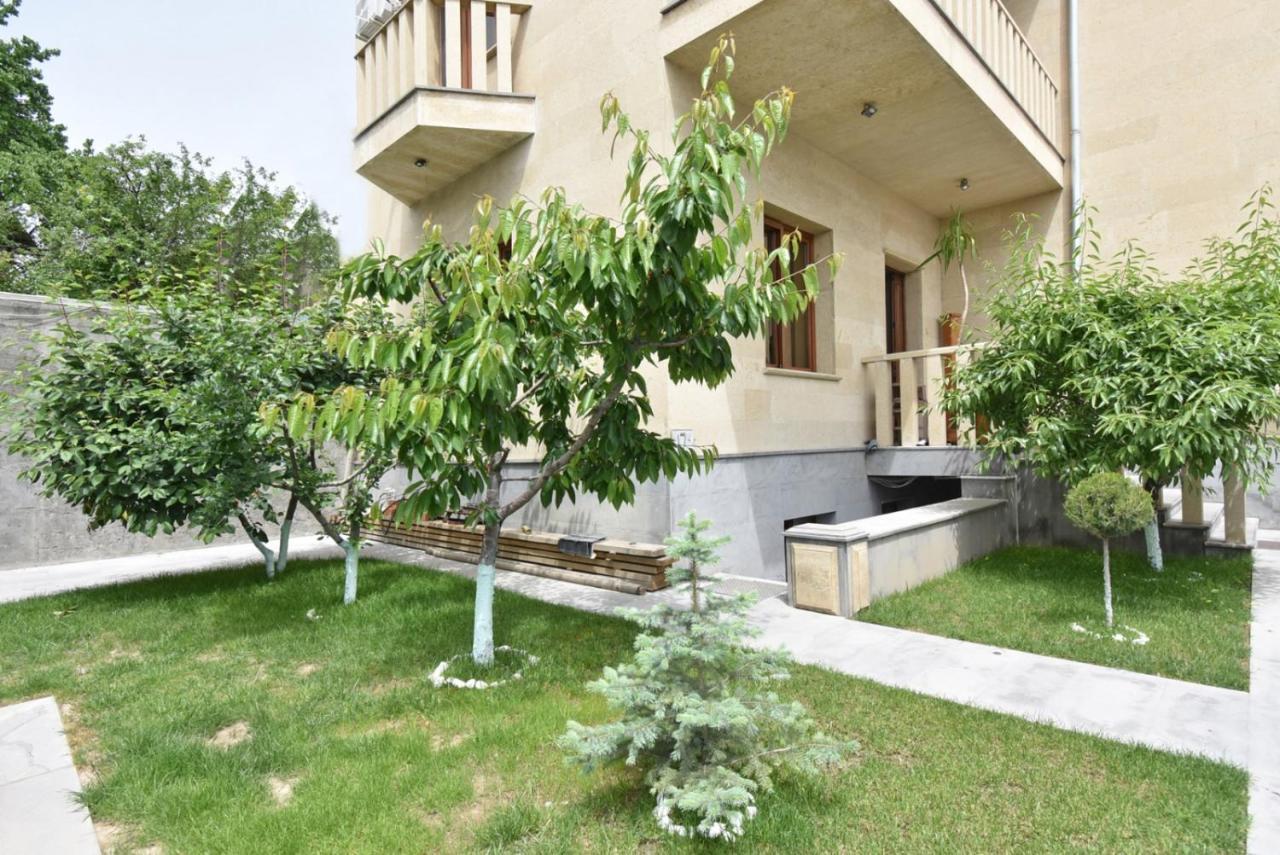 Homestay At City Center Erywań Zewnętrze zdjęcie